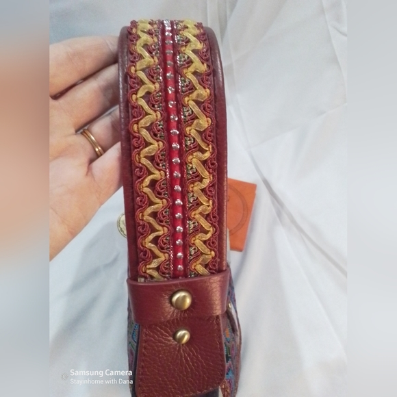 🌟Final🌟NWT SHARIF 1827 Tapestry Needlepoint Red & Purple Tote. - Picture 7 of 10